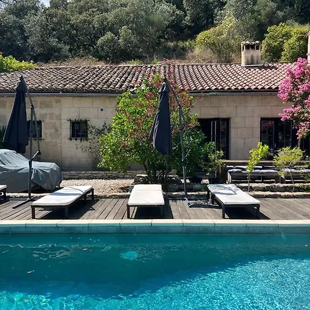 Pont Du Gard 4 Bedrooms *