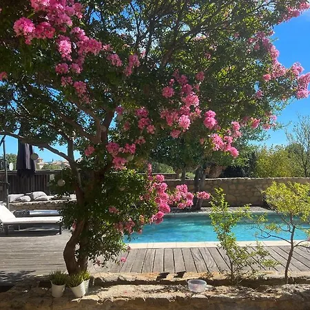 Pont Du Gard 4 Bedrooms * Remoulins